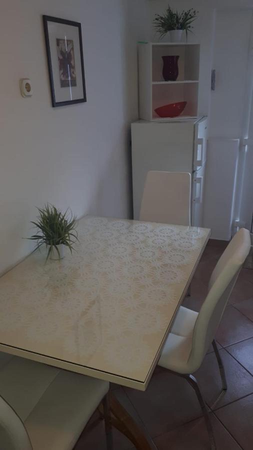 Apartment Ante Kastela Bagian luar foto